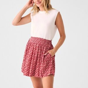 Faherty Emery smocked floral skirt size medium red
